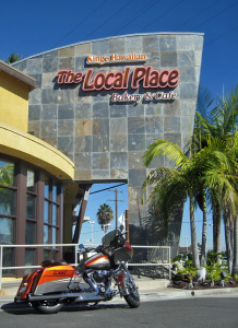 King's Hawaiian bread has a bakery & cafe just off the 405 in Gardena - YUM YUM!!